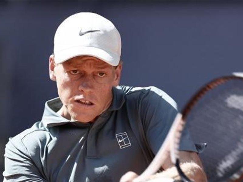 تأهل ميدفيديف وسينر وانسحابات بسبب المرض تضرب البطولة