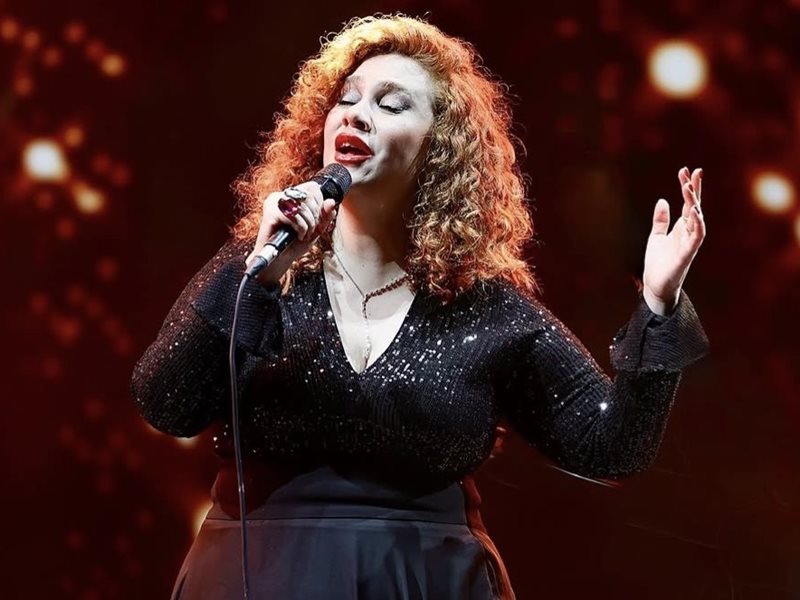 لينا شاماميان تتصدر بوستر Kampnagel وتستعد لحفل “Love in Damascus” في ألمانيا