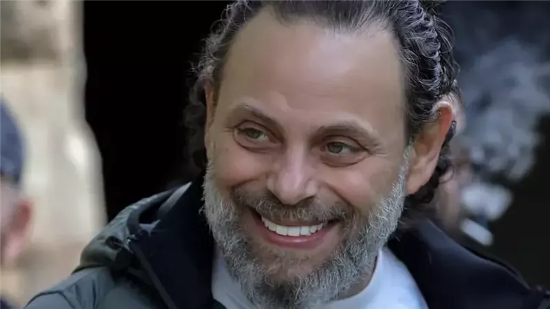 سيف سبيعي