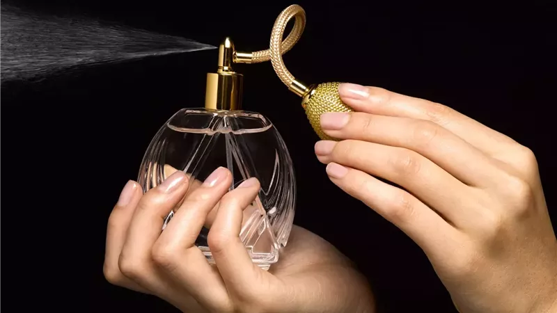 رش العطر