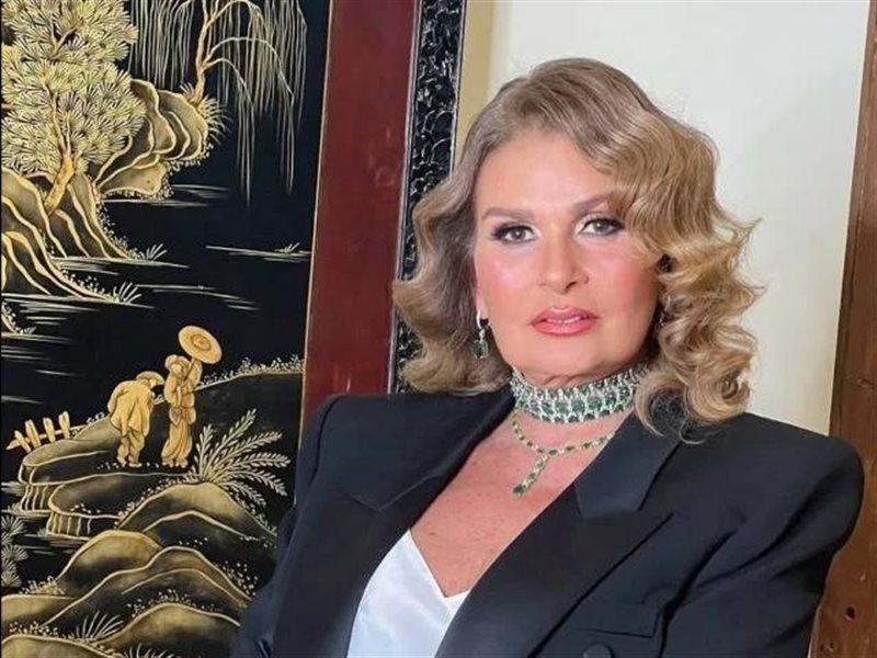 يسرا تنتهي من تصوير 
