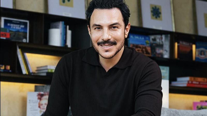 باسل خياط 