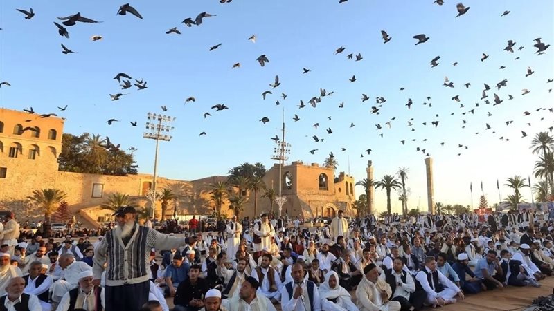 تقاليد الاحتفال بعيد