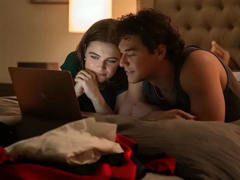مسلسل Off Campus يحقق 36 مليون مشاهدة خلال 12 يومًا