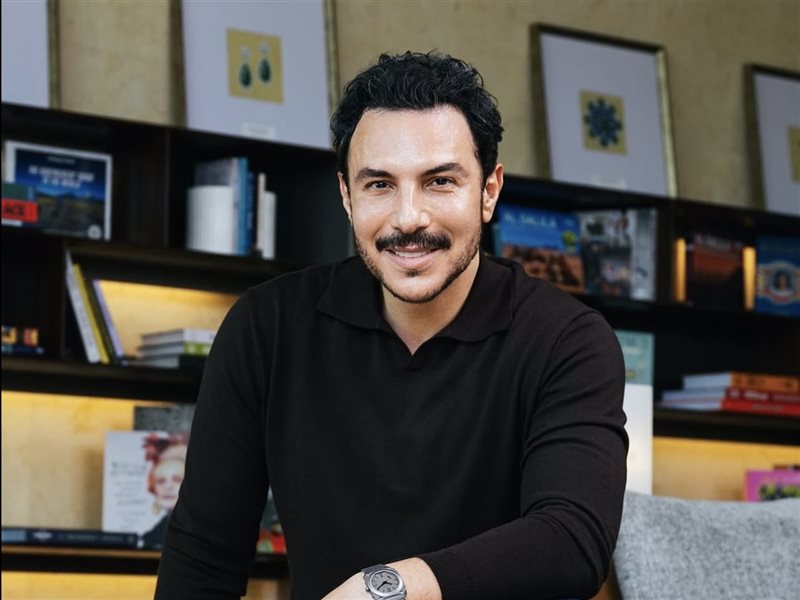 باسل خياط 