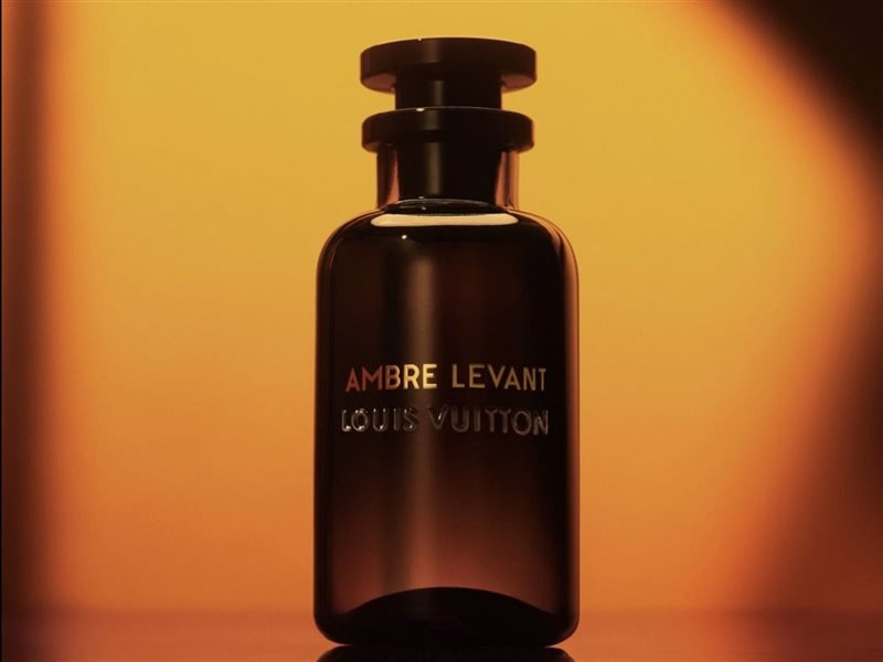  Ambre Levant