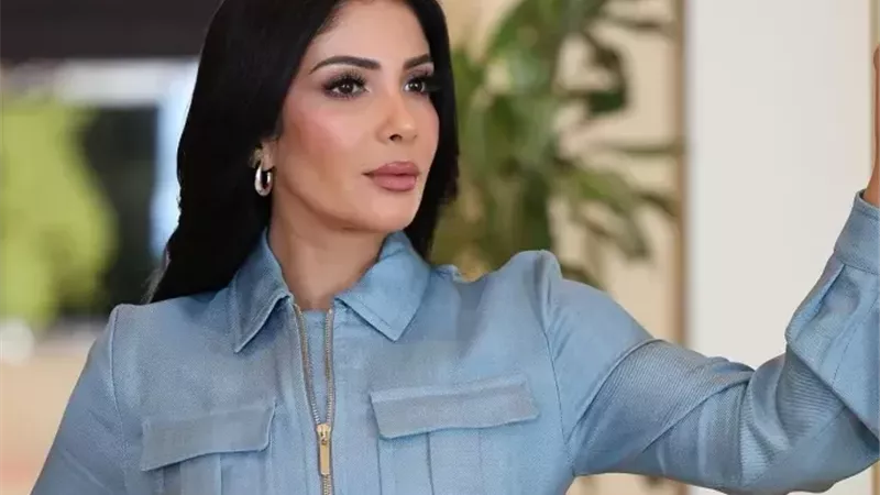 منى زكي