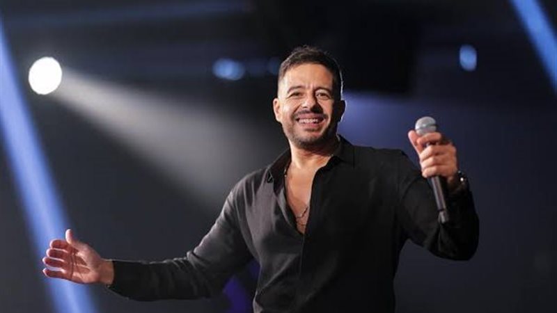 المطرب محمد حماقي