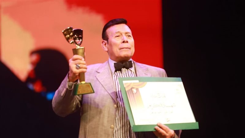 أحمد ماهر 