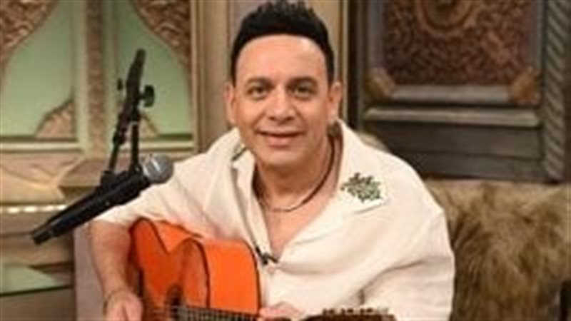 مصطفى قمر 