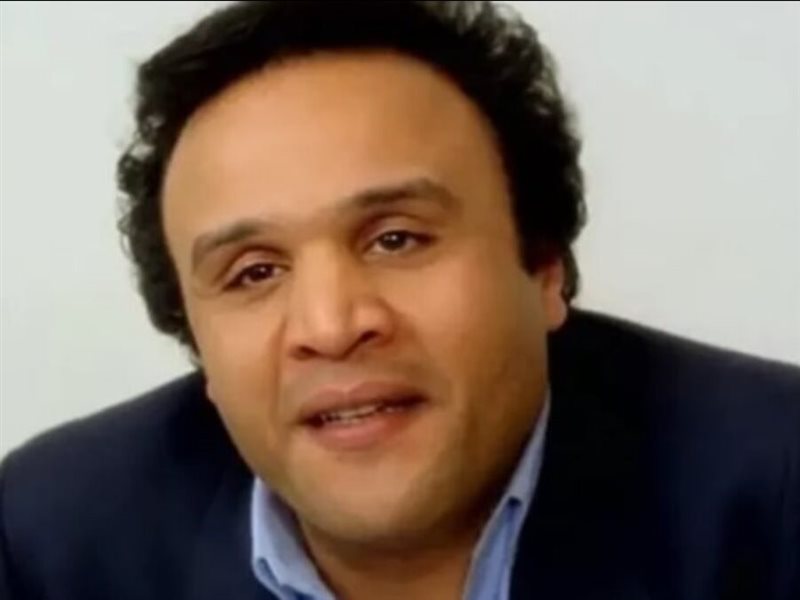 الإرهاب والكباب وتيتة رهيبة أبرزها.. أعمال الفنان الراحل محمد الشرشابي وتشييع جثمانه من مسجد السيدة نفيسة