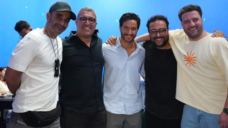 فيلم باسط للعضلات