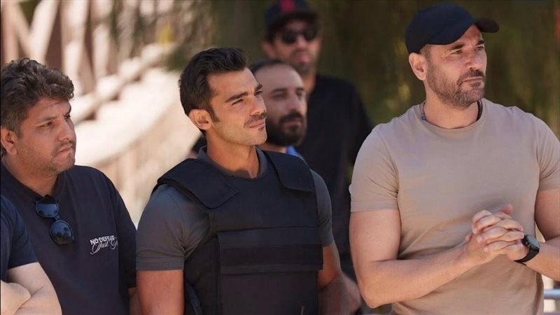 عمرو جمال وأحمد عز
