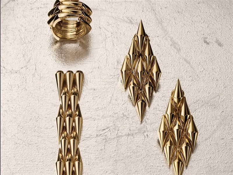      Bvlgari تستعيد إرثها العريق بإطلاق أول فصول مجموعة Bvlgari Eternal