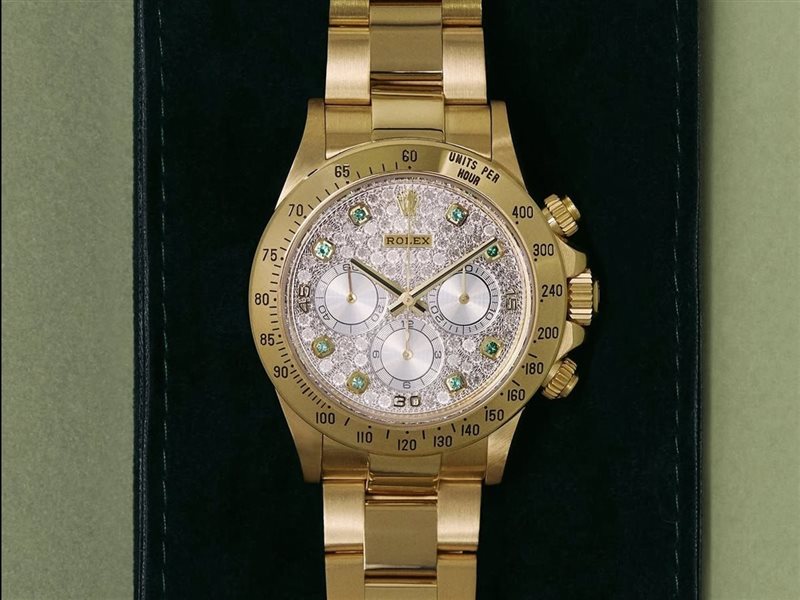 Rolex تتألق بقطع استثنائية تجمع بين الفخامة ودقة صناعة الساعات