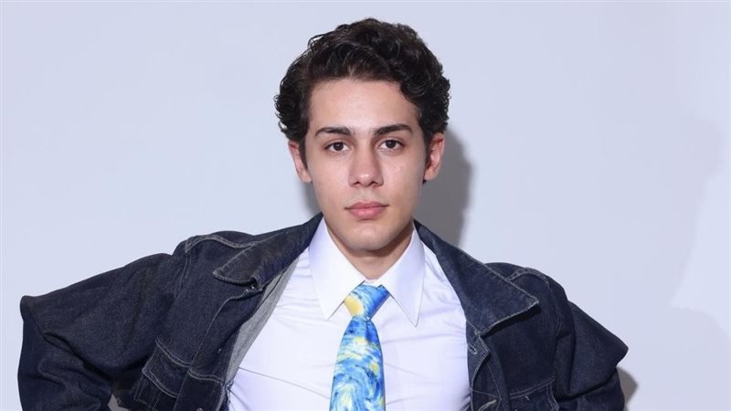  عمر رزيق 