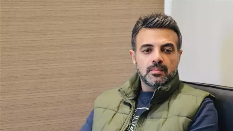 عمرو محمود ياسين