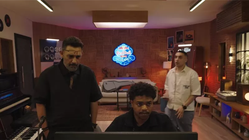 عمرو مصطفي وحمو المرشدي