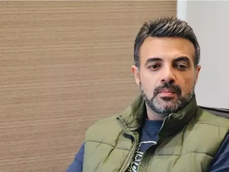 «ادعوا لزوجتي».. رسالة مؤثرة من عمرو محمود ياسين تثير قلق الجمهور