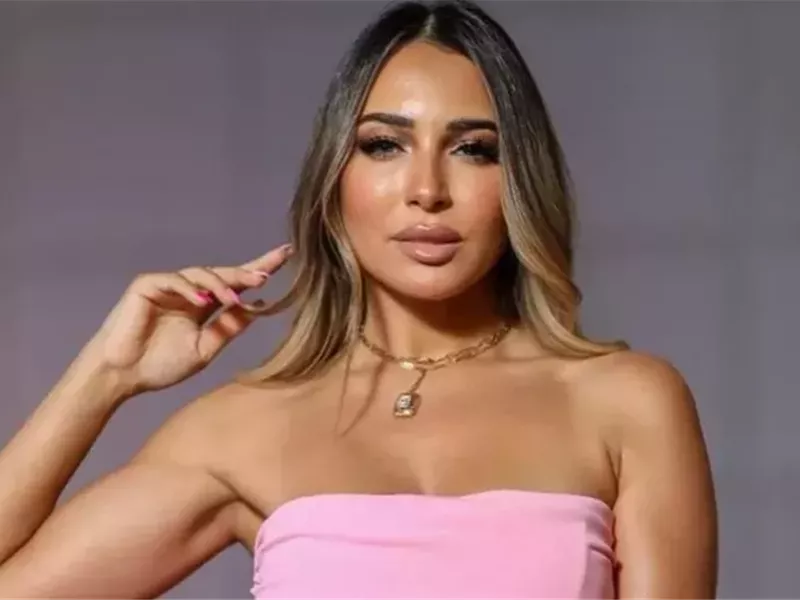 ميني ألبوم وحفلة ومفاجأة.. ساندي تكشف خطتها الجديدة