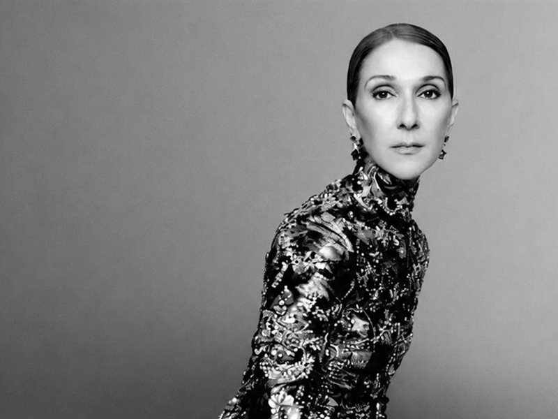 سيلين ديون تتصدر غلاف Harper’s Bazaar بأناقة استثنائية ومجوهرات Bulgari