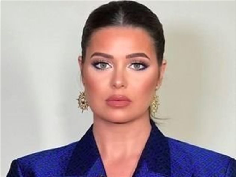 يسرا اللوزي 