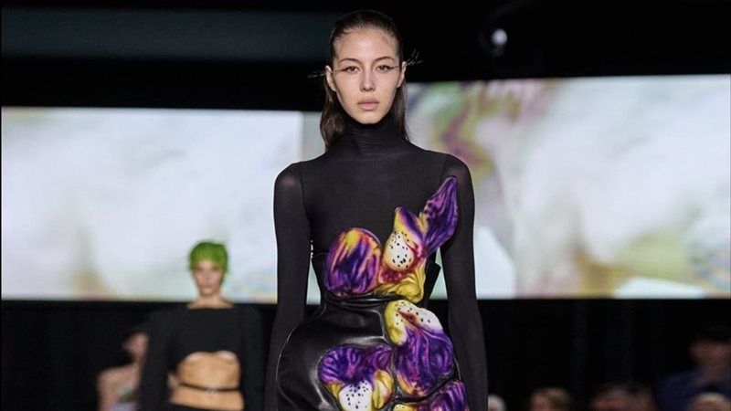 Mugler