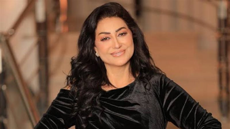 وفاء عامر 