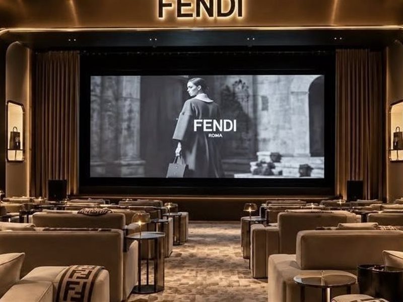 تجربة تجمع الموضة والفن.. FENDI تطلق أول سينما لها عالميًا