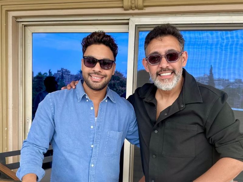 أحمد جمال يكشف عن تعاونه مع عمرو مصطفى في أعمال غنائية جديدة 