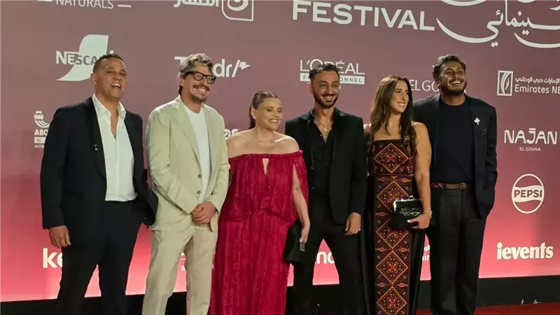 صناع العمل 